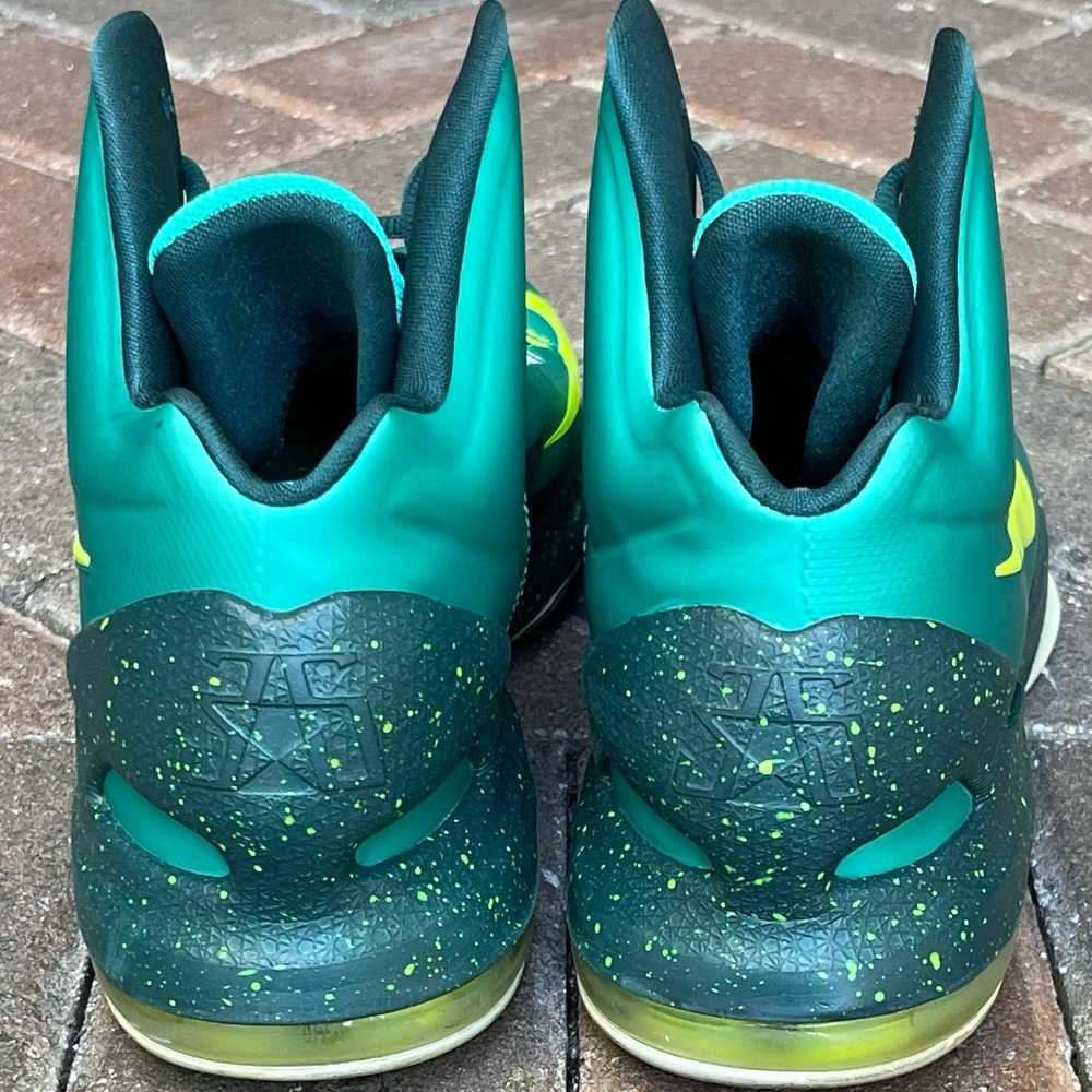 Nike KD5 ‘The Hulk’ basketball sneakers - Picture 6 of 11